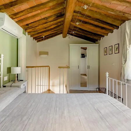 Casal Delle Rondini Lucca